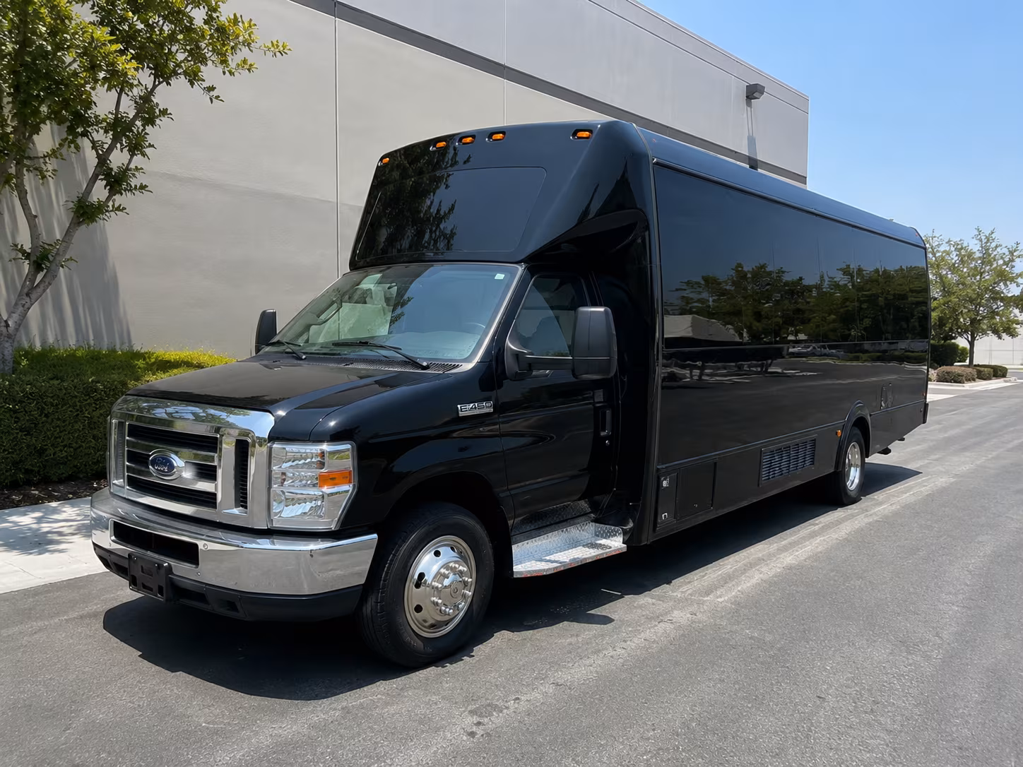 hit every photo stop in your orlando party bus before the dance
