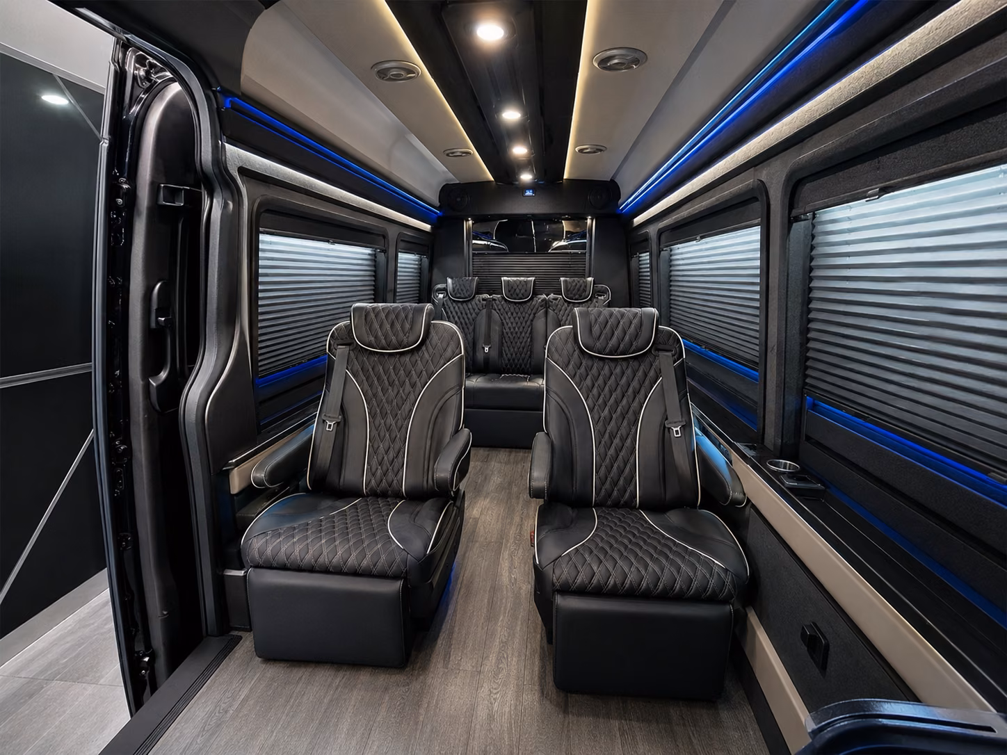 orlando airport shuttle buses for employees
