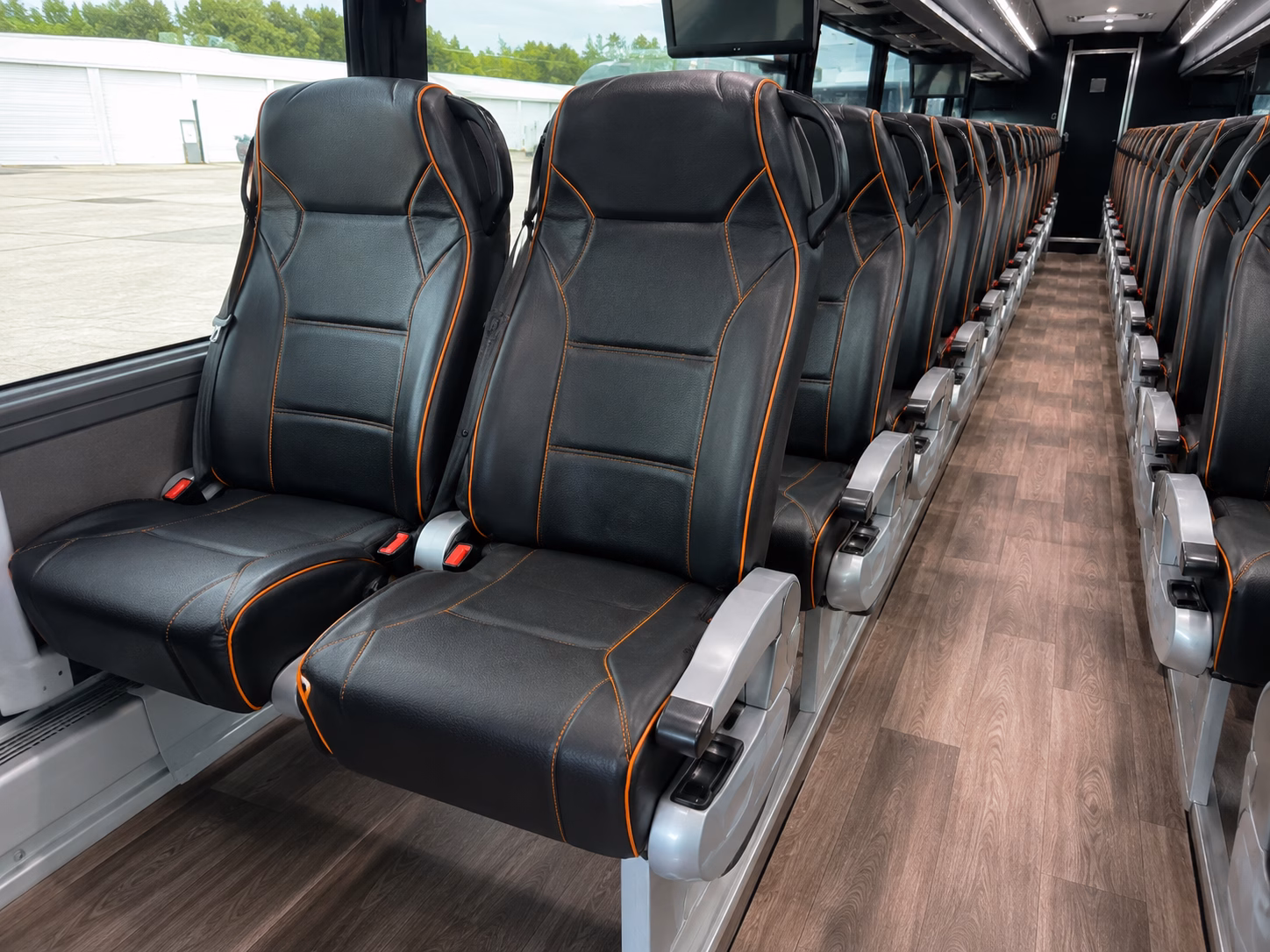 orlando construction and film crew shuttle buses