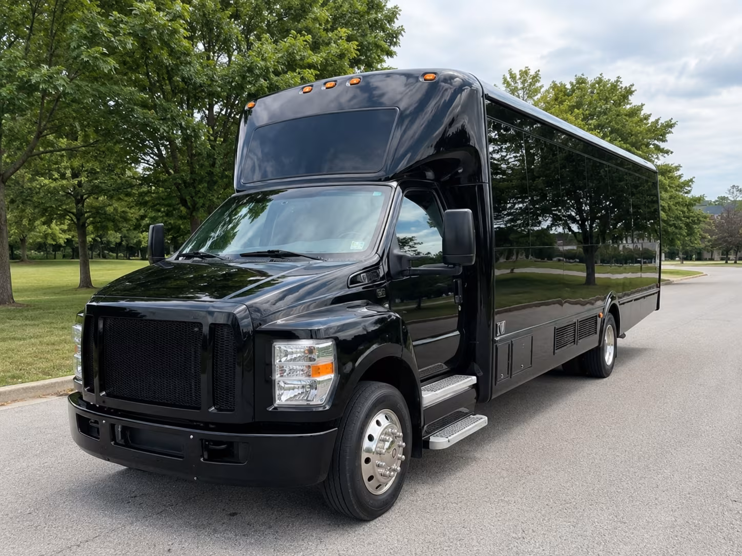 orlando corporate retreat shuttle bus rentals